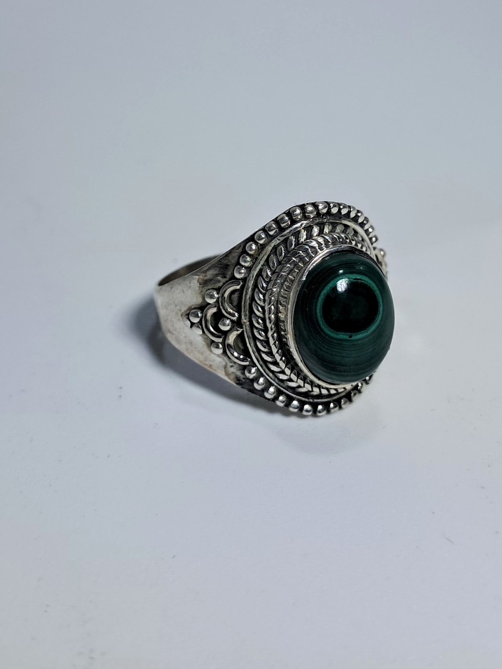 925 Sterling Silver And Green Malachite Statement Ring Size 5.5